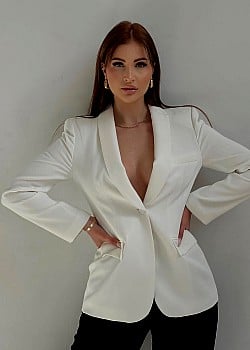 Elena Schwan